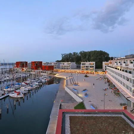 Duenenvilla 14, Whg 4 *